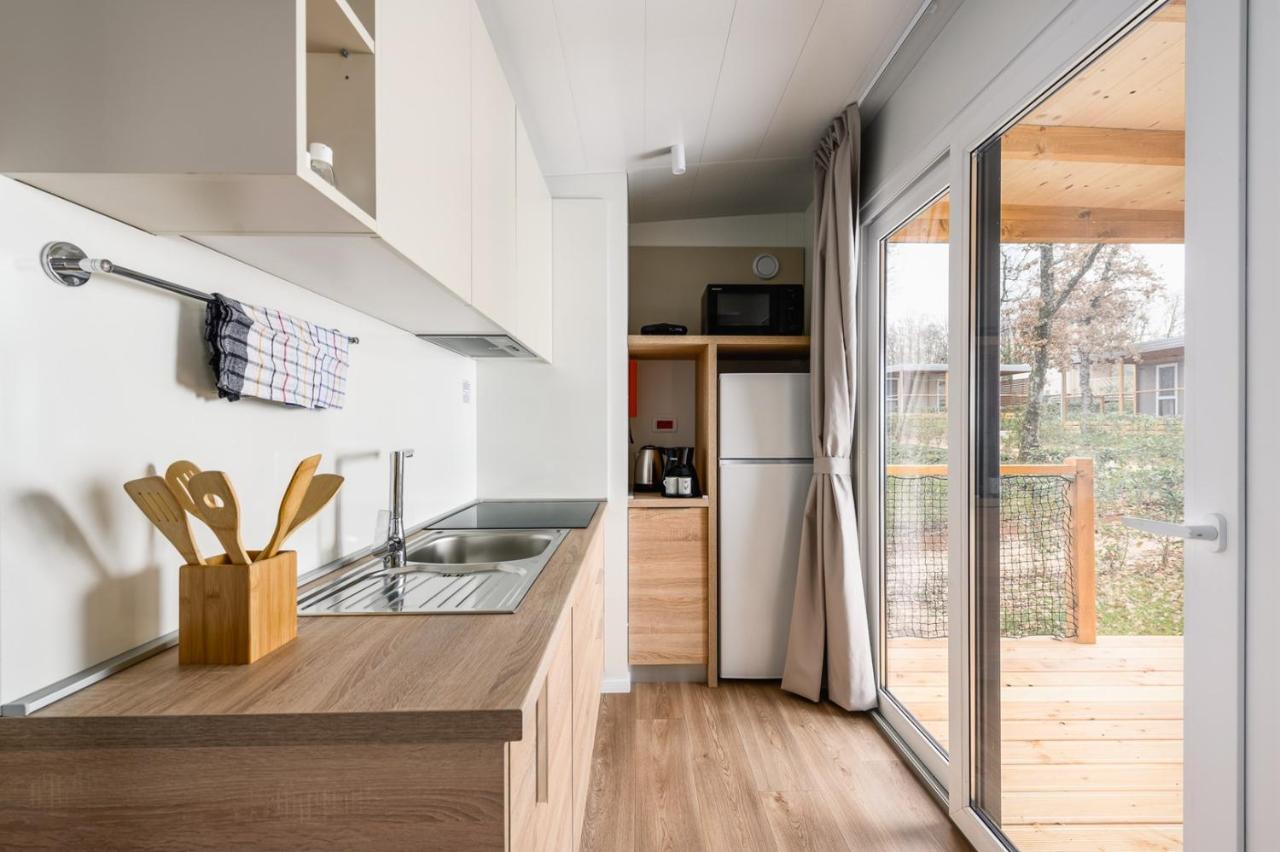 Adriamar Mobile Homes In Park Kemping Umag